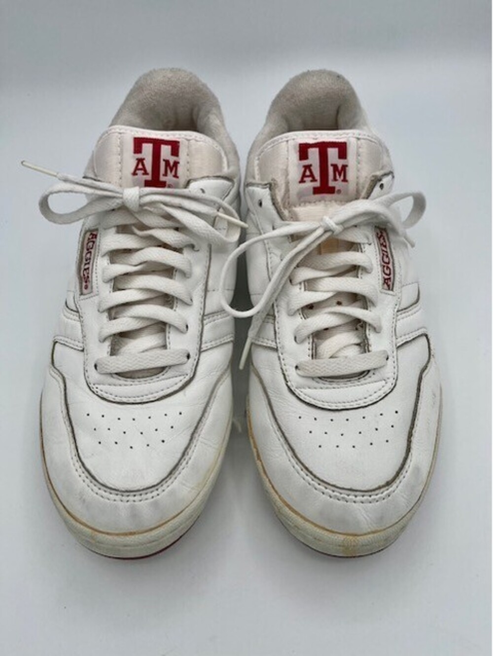 Texas A&M Men’s Leather Sneakers, Size 10.5. Good Condition.